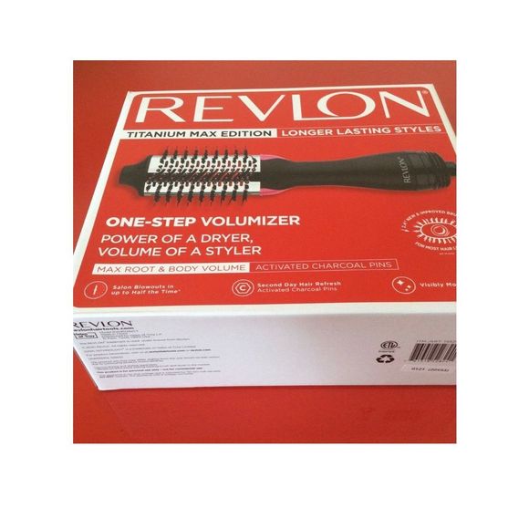 Revlon One Step Volumizer - Picture 2 of 5